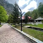 & Rilindja Βαλμπόνα