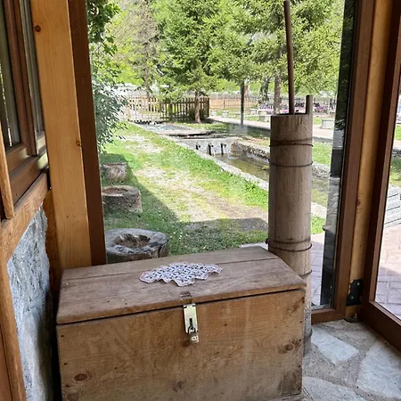 & Rilindja Lodge *