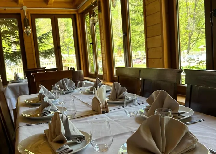 & Rilindja 山林小屋 *