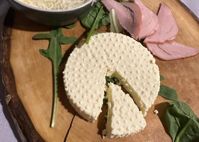 山林小屋 & Rilindja