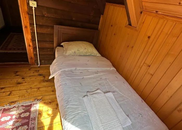 & Rilindja * Valbone