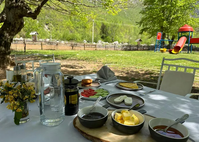 Domek letniskowy & Rilindja Valbone